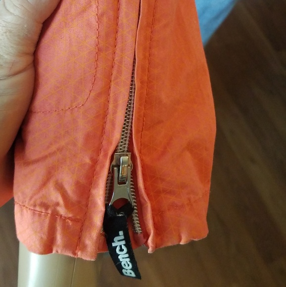 Bench jacket size small - Picture 8 of 8